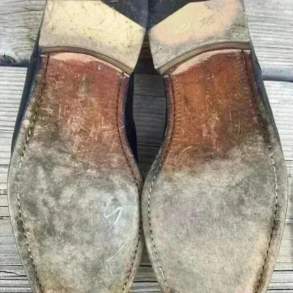 Mezlan leather shoe